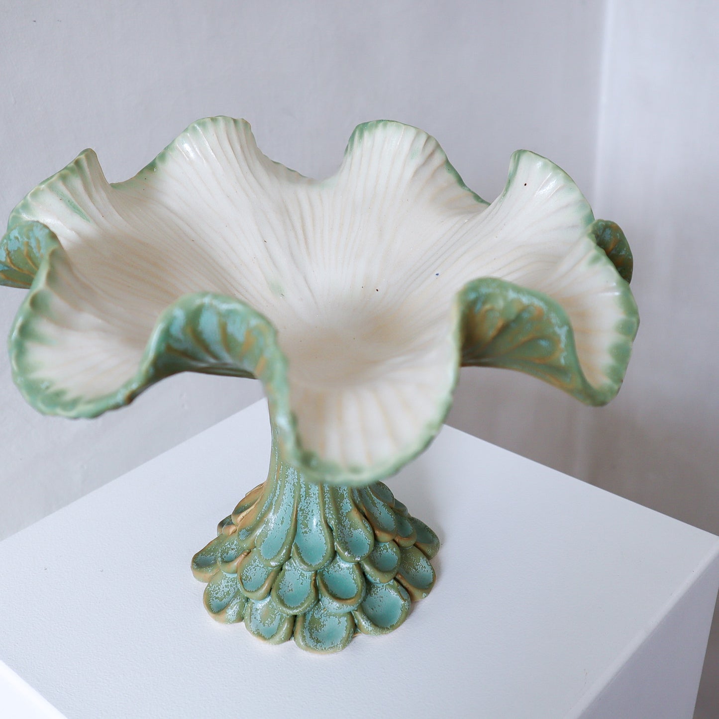 Flute Bowl - Antique Green