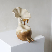 Load image into Gallery viewer, Melting Man - Gradient/Gold
