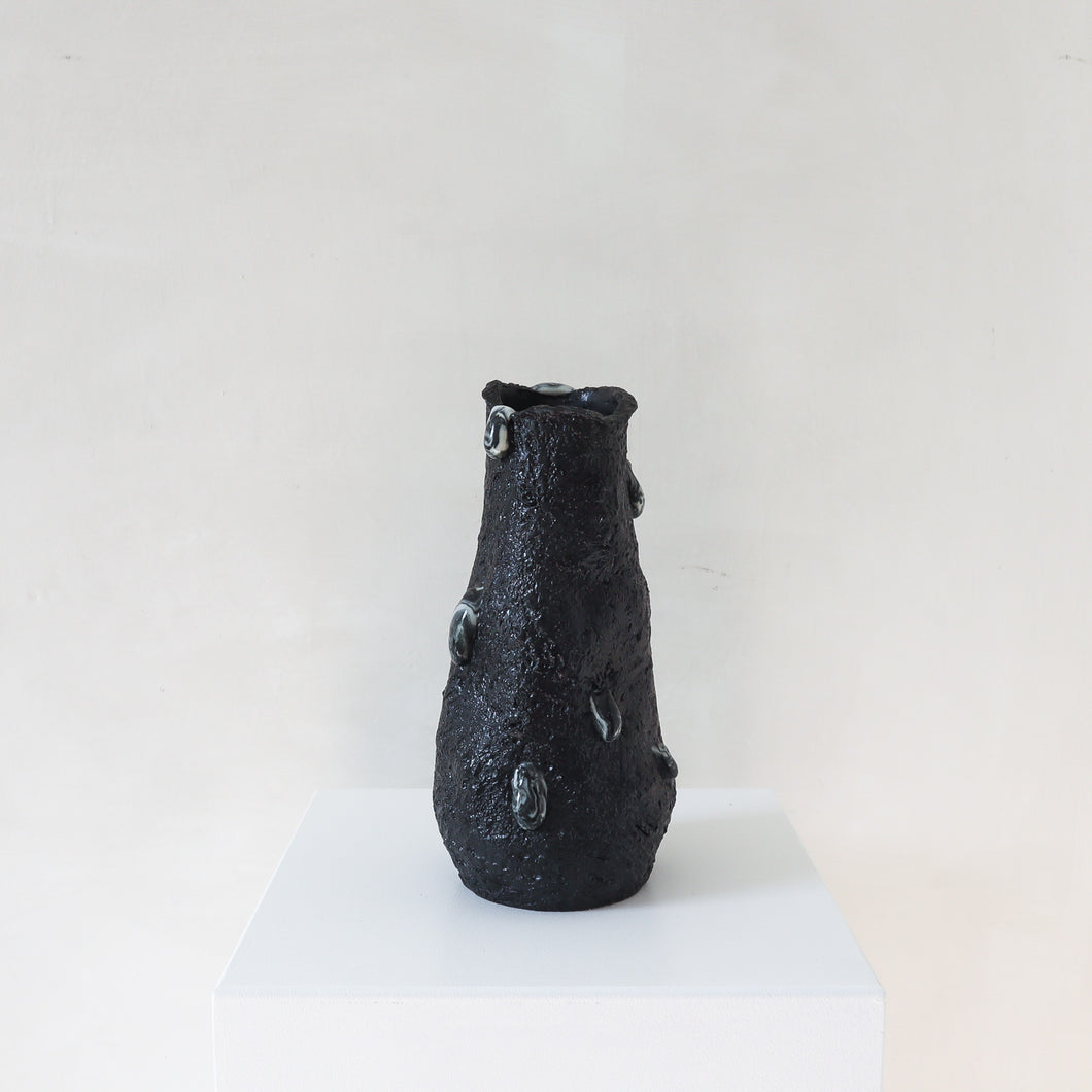 Dystopia Vase - Black Marble