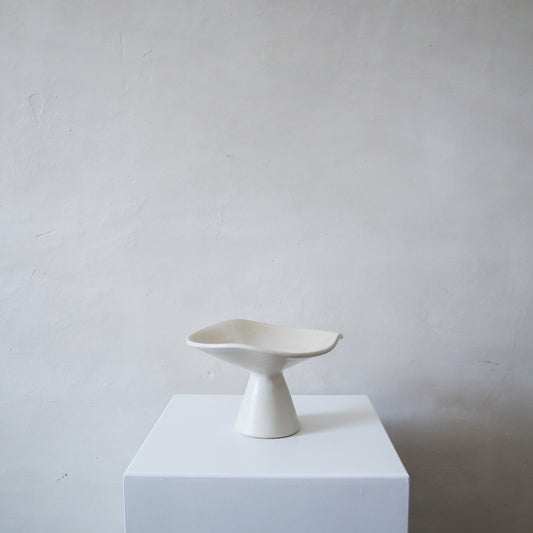 Elipse Pedestal Dish - Cream