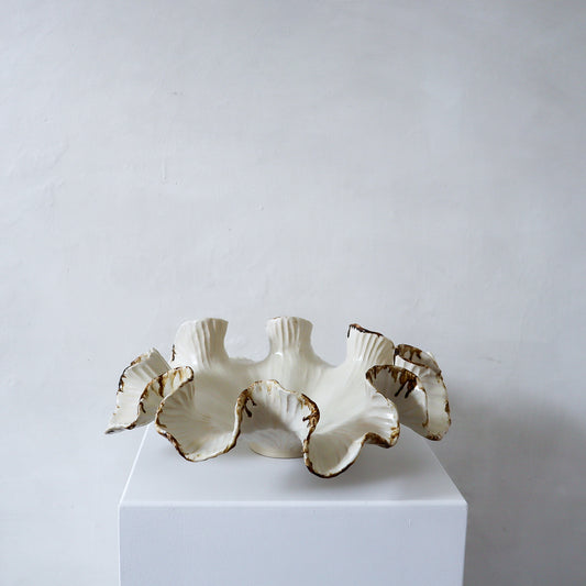 Ruffle Bowl - Cream/Brown