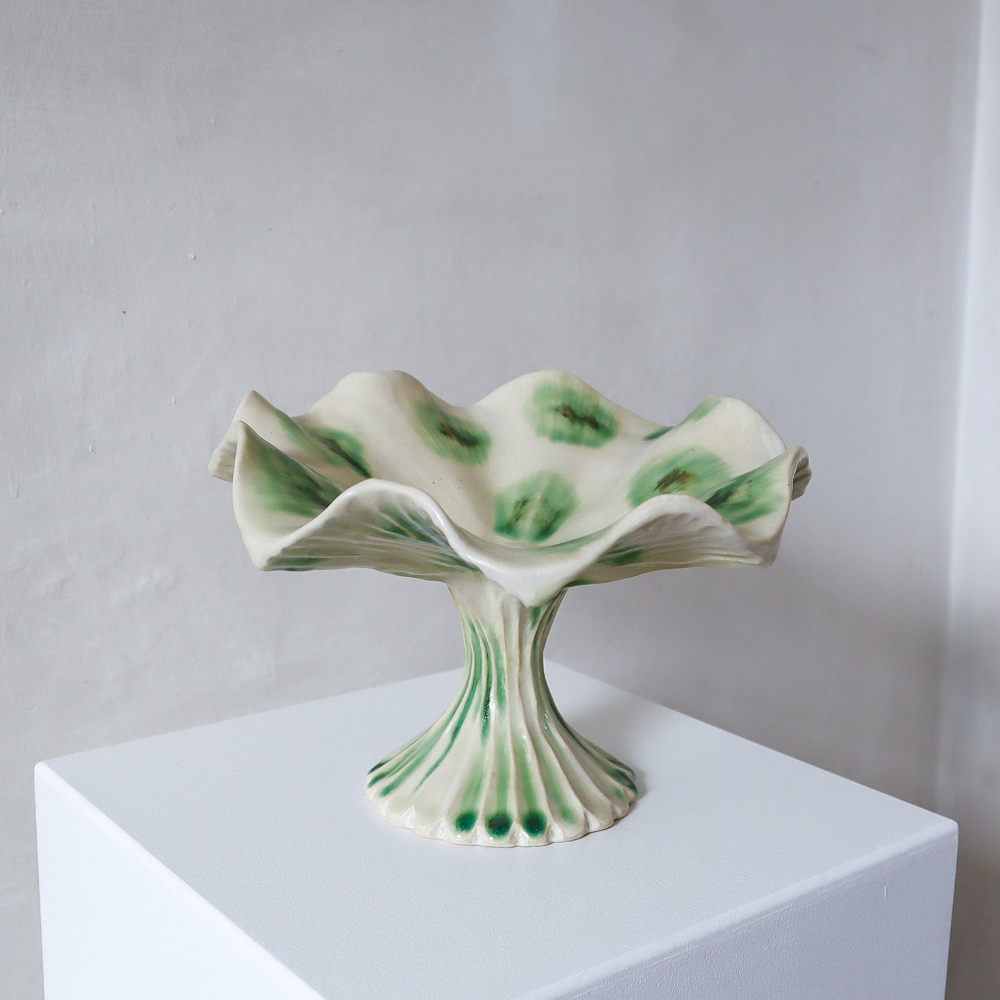 Flute Bowl - Cream/Green